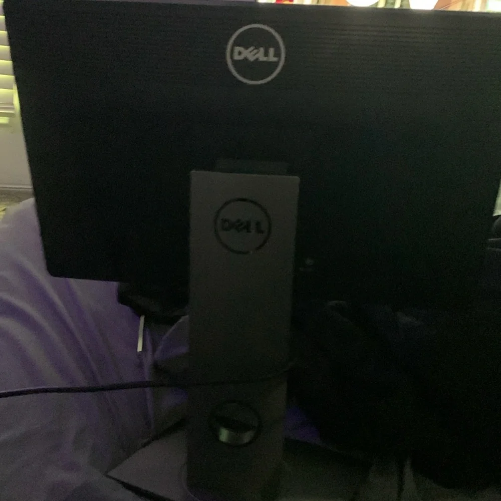 Dell Computer needs display port cable